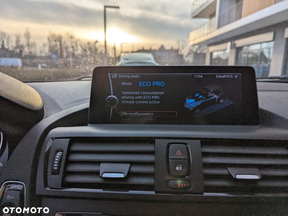 BMW Seria 1 118d - 17