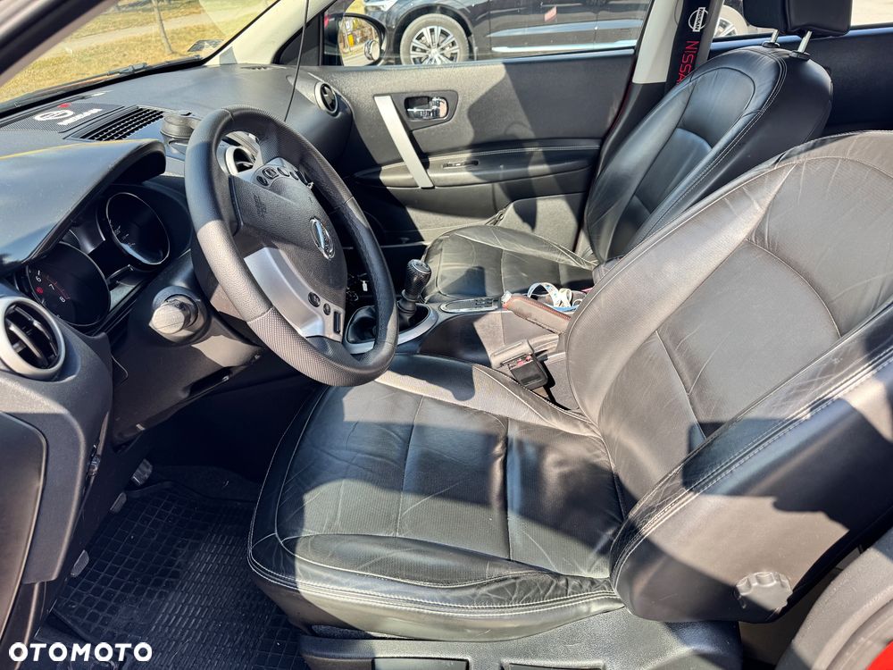 Nissan Qashqai 2.0 Lounge - 9
