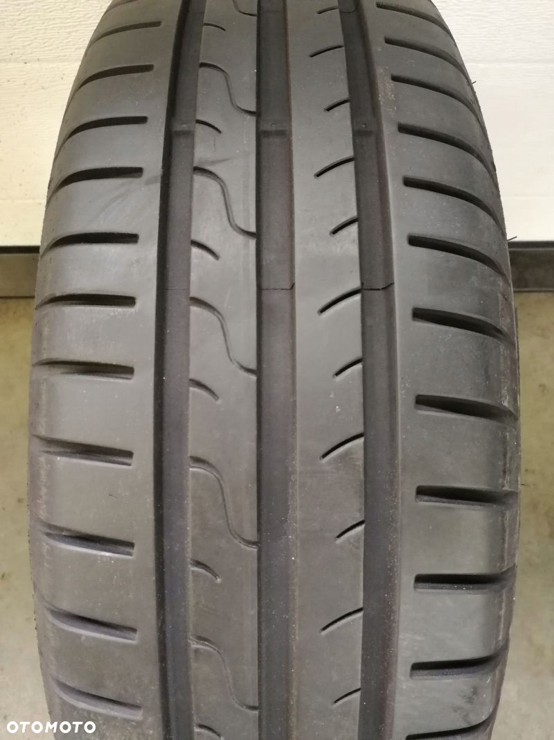 Opona letnia 185/60 R 15 Dunlop Sport Bluresponse - 2