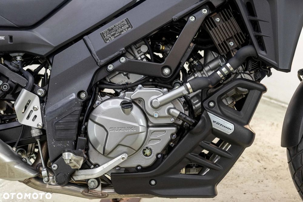Suzuki DL - 12