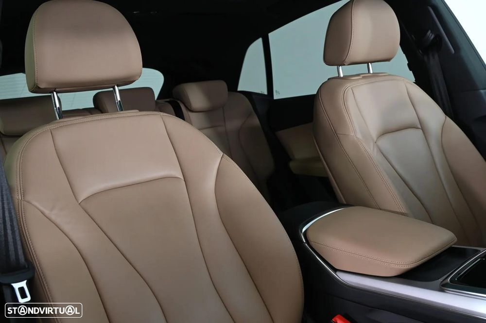Audi Q8 55 TFSIe quattro Tiptronic - 31