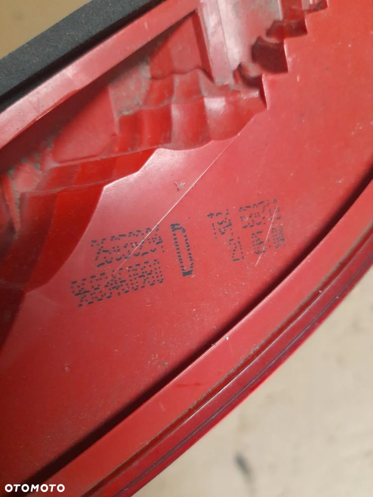 Peugeot 3008 I LAMPA KLAPY PRAWA TYŁ 9683460980 - 3