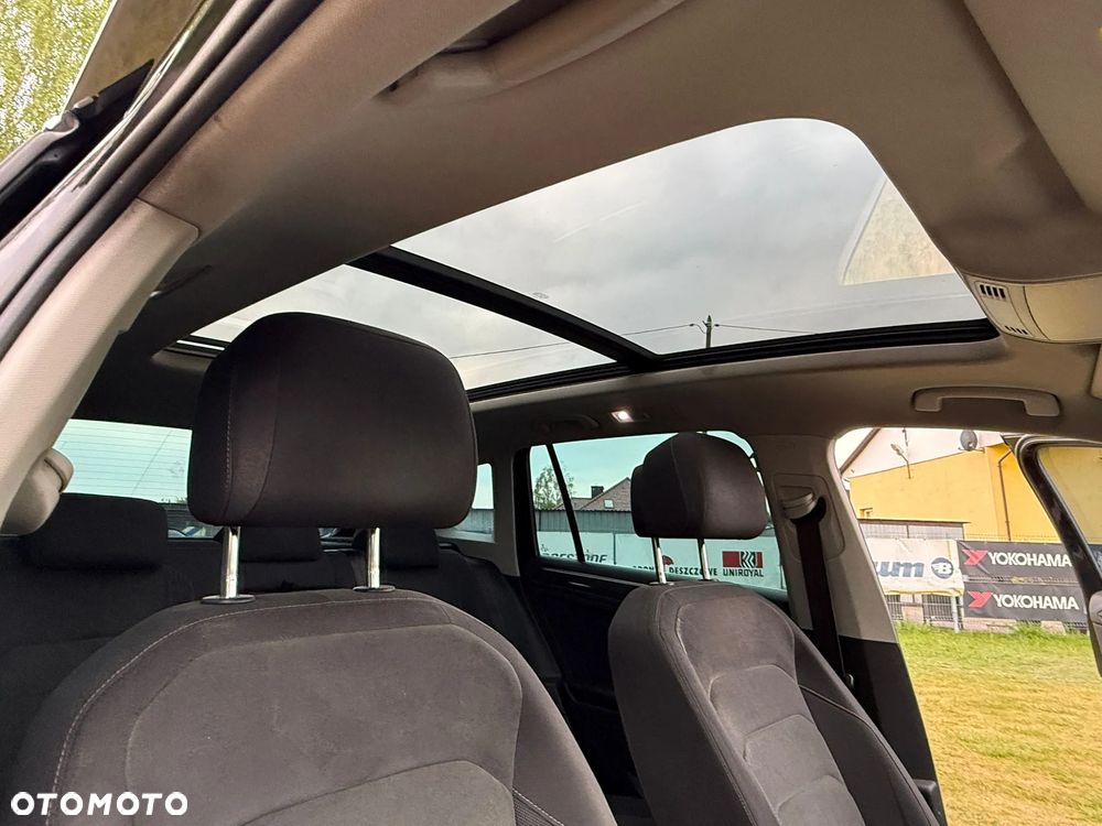 Volkswagen Tiguan - 16