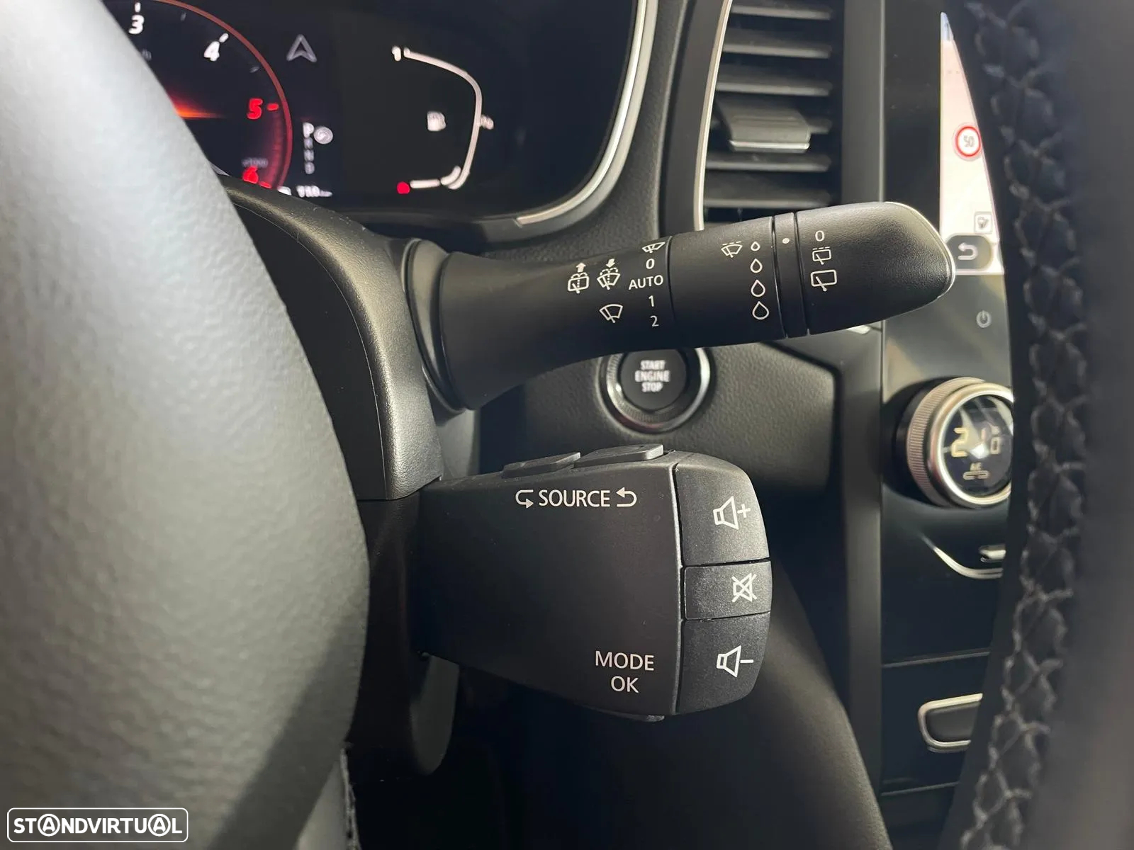 Renault Mégane Sport Tourer 1.5 Blue dCi Techno EDC - 28