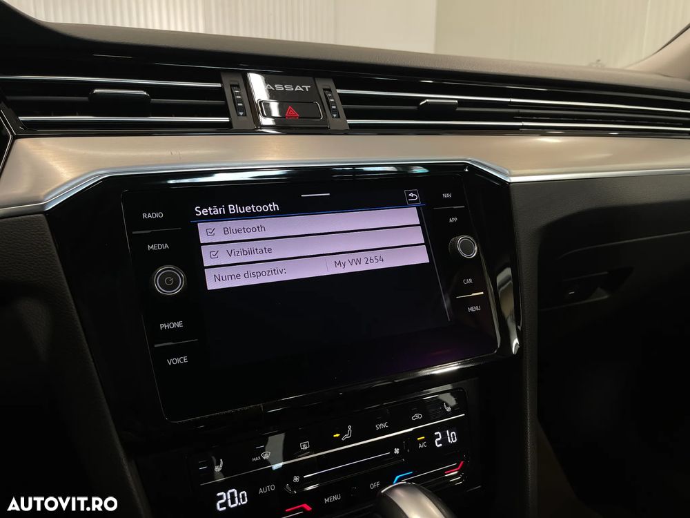 Volkswagen Passat 2.0 TDI DSG Highline - 15