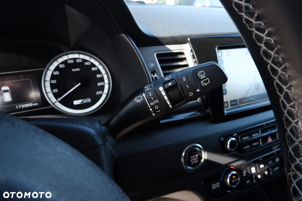 Kia Niro 1.6 GDI Hybrid L Business Line - 17