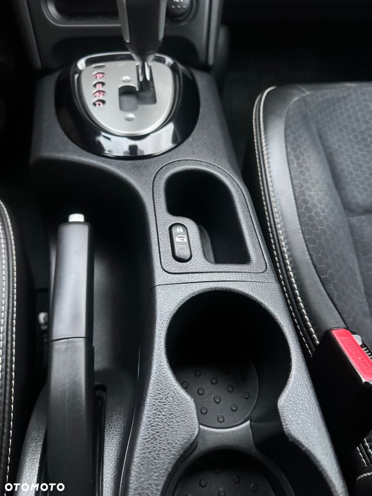 Nissan Qashqai 2.0 4 x 4 CVT 360 - 19