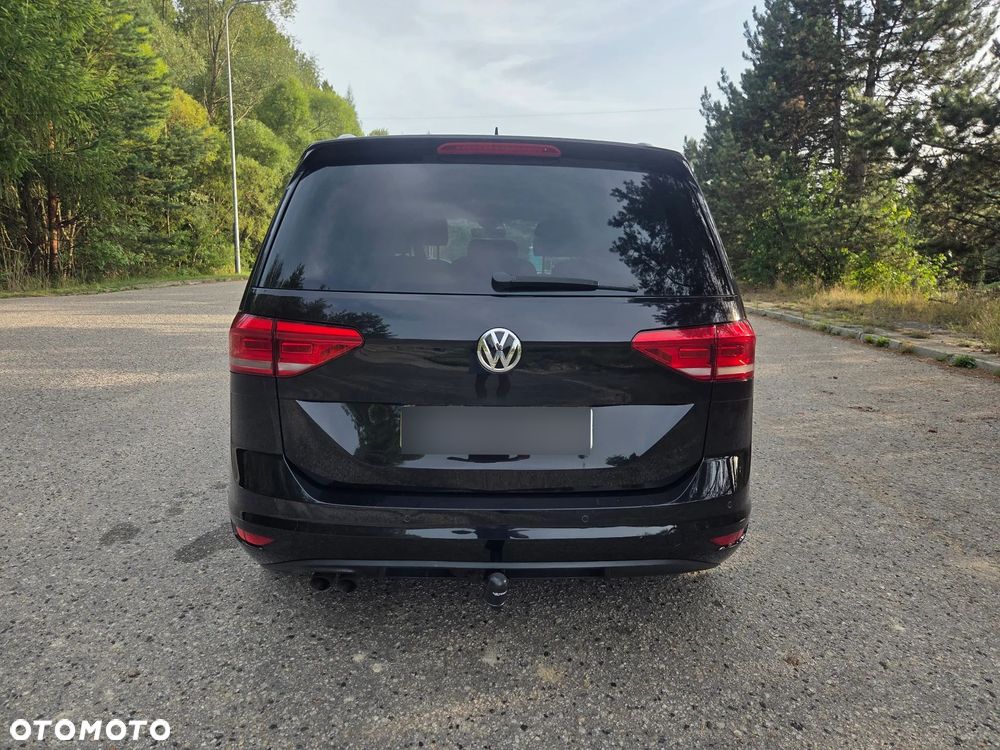 Volkswagen Touran 2.0 TDI BMT Highline - 5