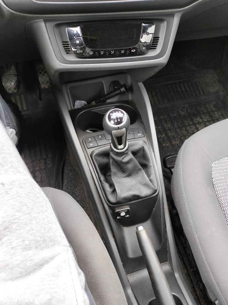 Seat Ibiza 1.4 16V Passion - 7