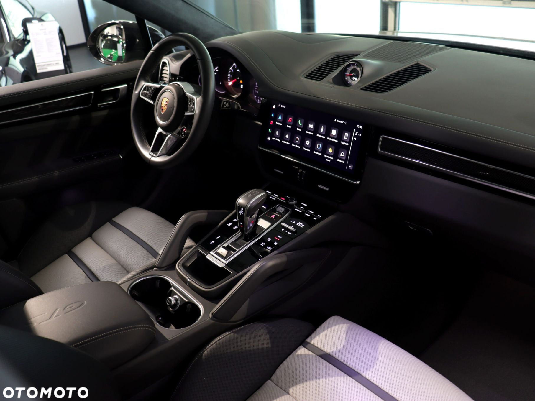 Porsche Cayenne Coupe GTS - 18