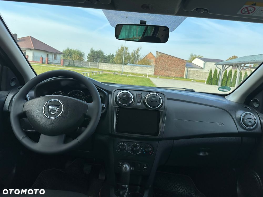 Dacia Sandero - 8