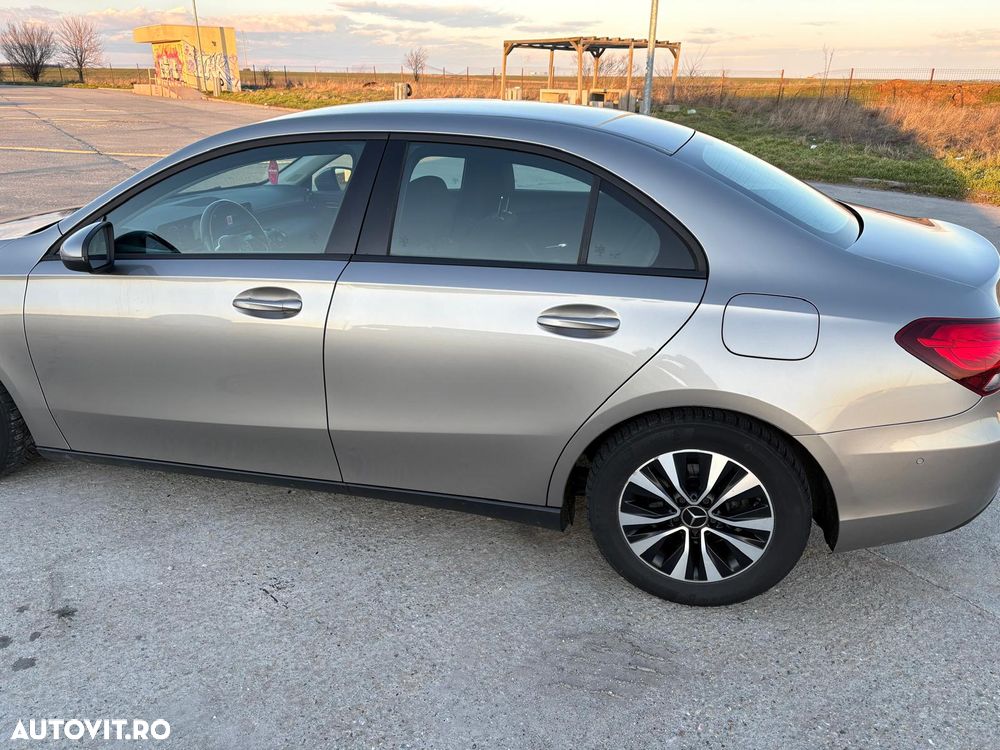 Mercedes-Benz A 180 - 6