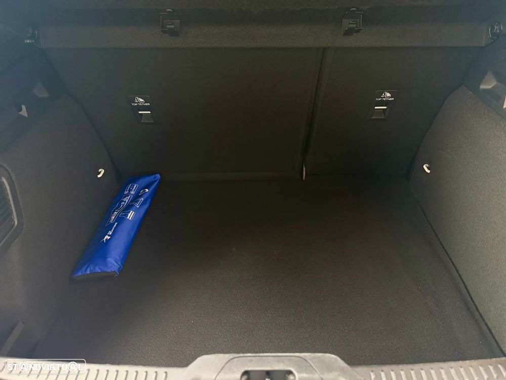 Ford Focus 1.0 EcoBoost MHEV ST-Line Aut. - 26