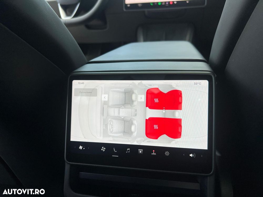 Tesla Model 3 - 41