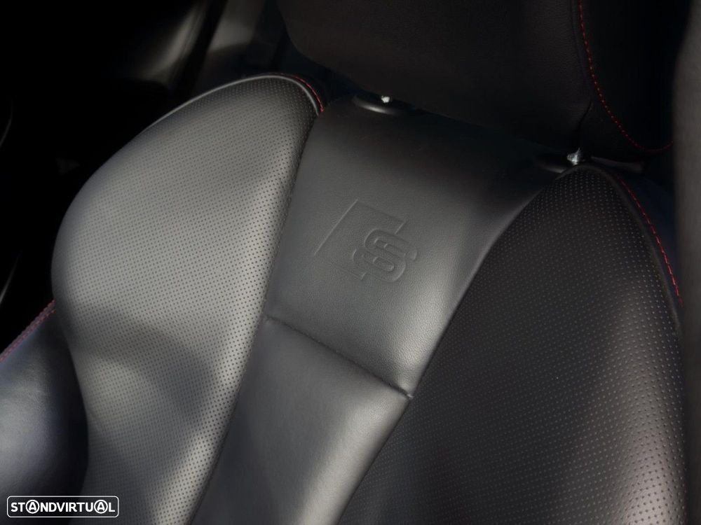 Audi S3 Sportback 2.0 TFSi quattro S tronic - 32