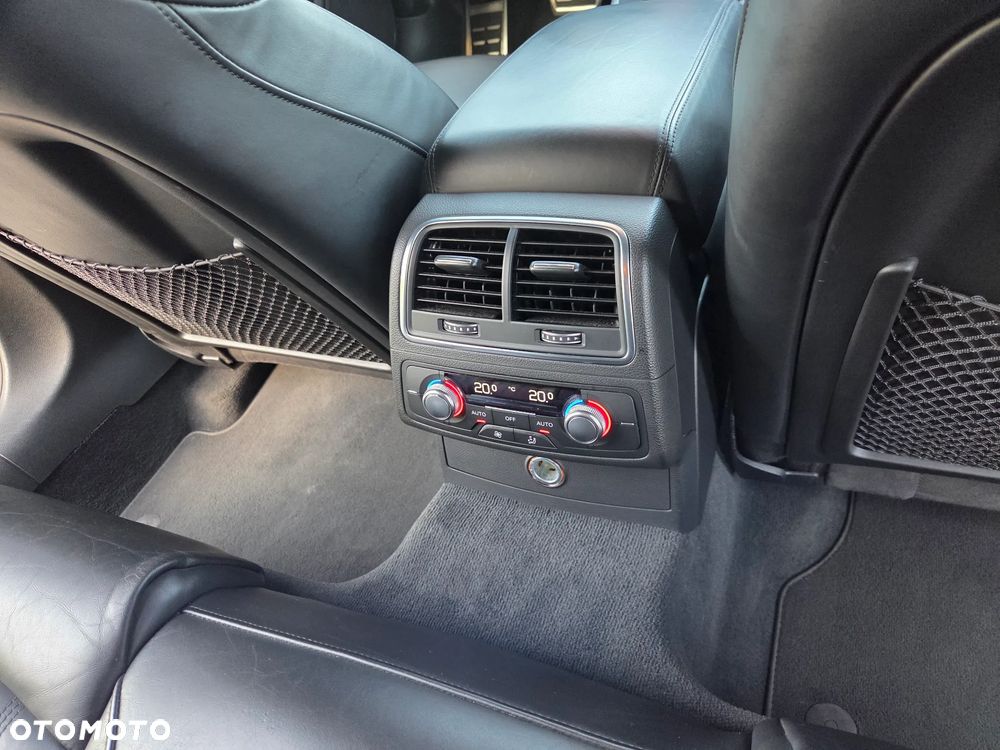 Audi A6 Avant 2.0 TDI ultra S tronic - 14