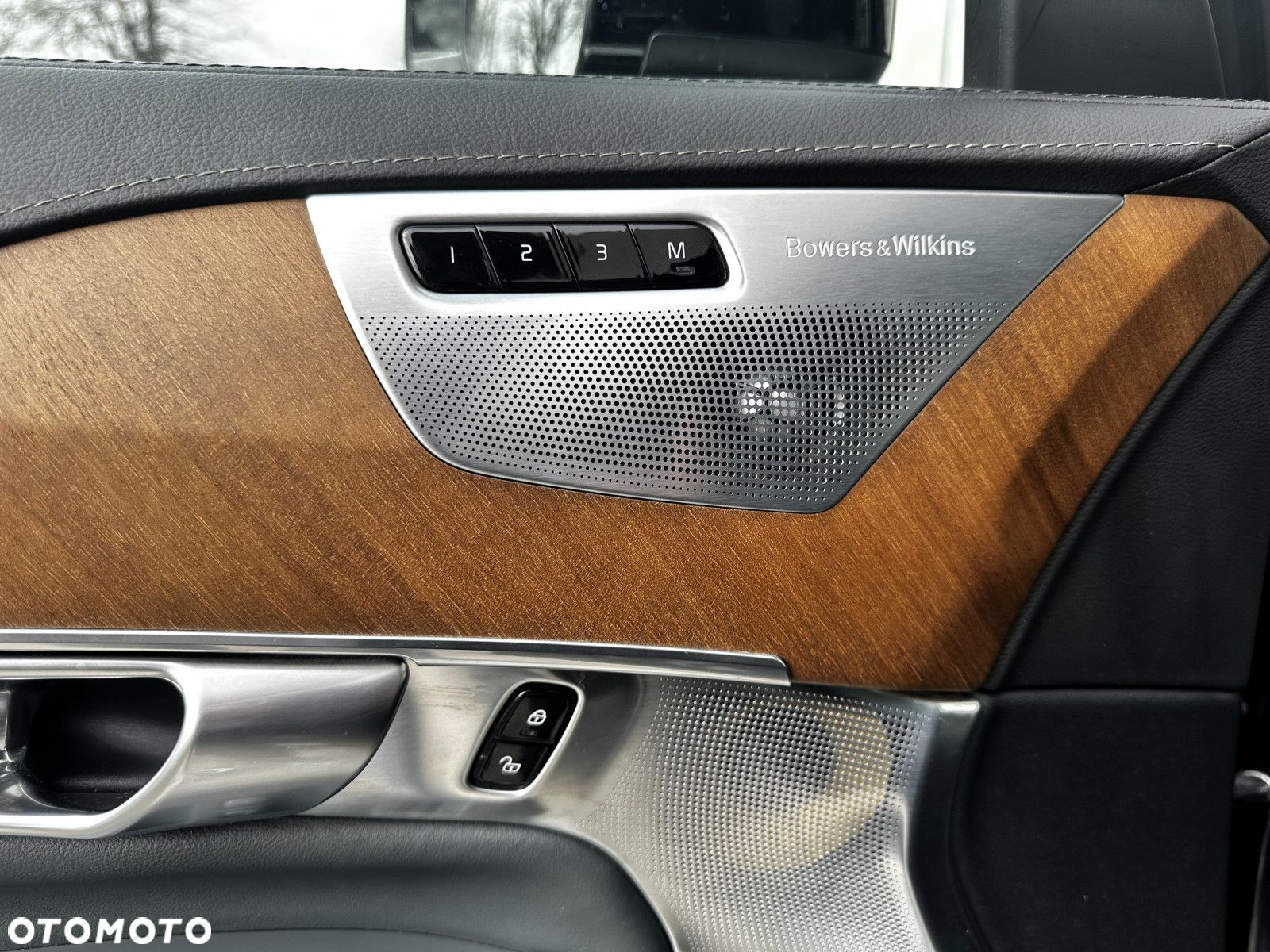 Volvo XC 90 - 23