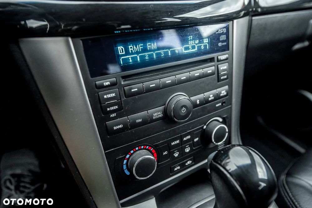 Chevrolet Captiva 2.4 AWD Automatik LT+ - 27