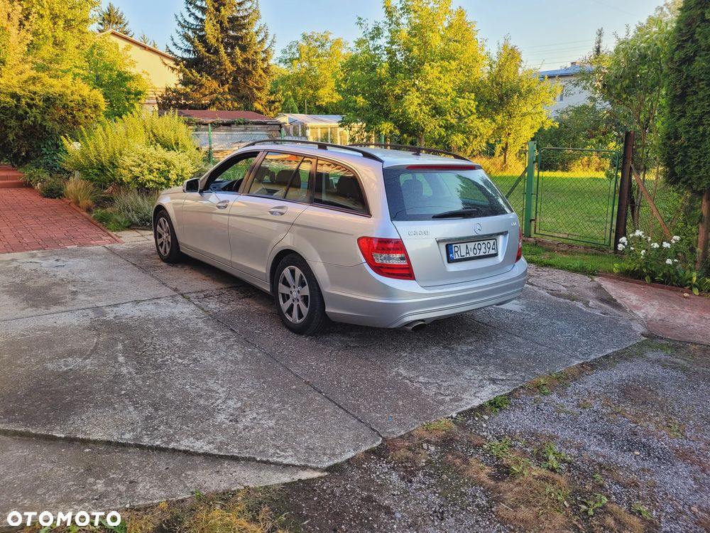 Mercedes-Benz Klasa C 220 CDI 7G-TRONIC Edition - 40