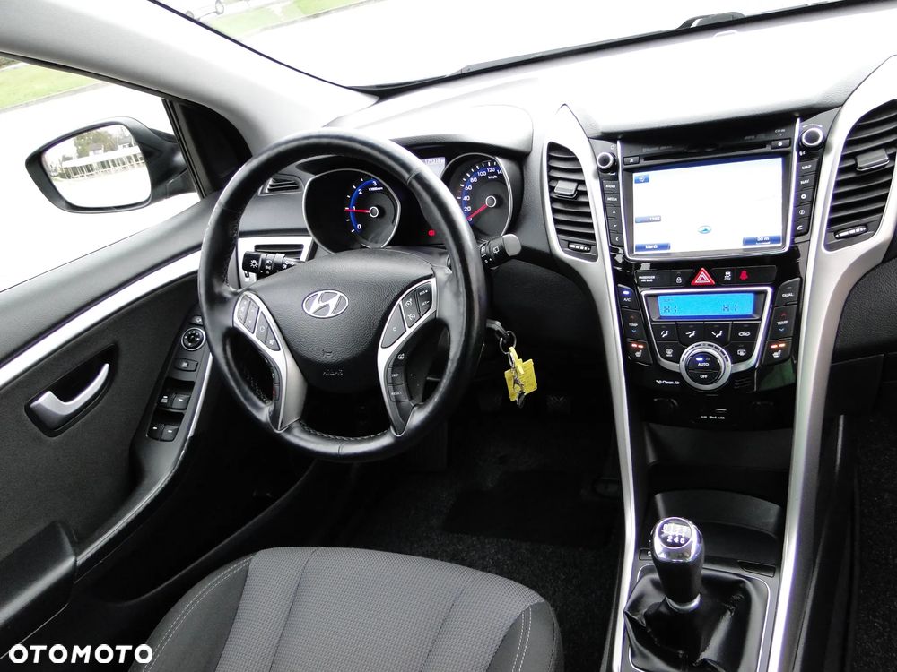Hyundai i30 Kombi 1.6 CRDI Premium - 7