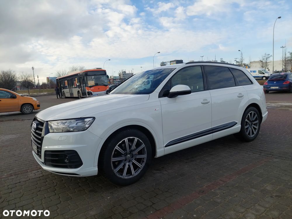 Audi Q7 - 6