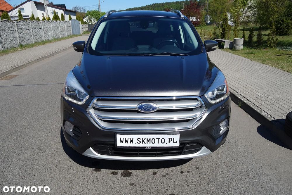 Ford Kuga 2.0 TDCi 4x4 Titanium - 4