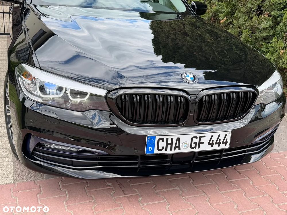 BMW Seria 5 520d Sport Line - 18