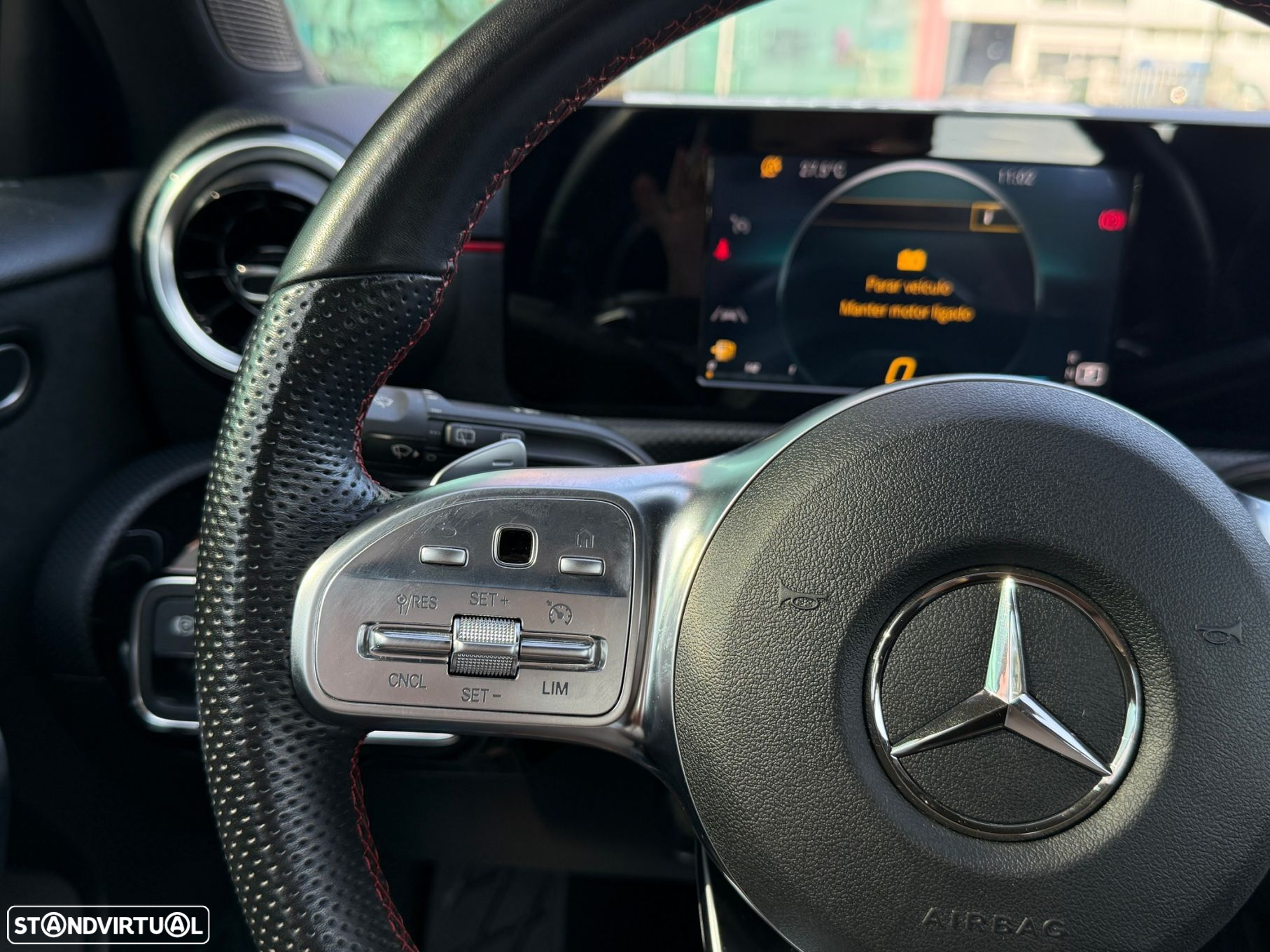 Mercedes-Benz A 180 7G-DCT AMG Line - 15