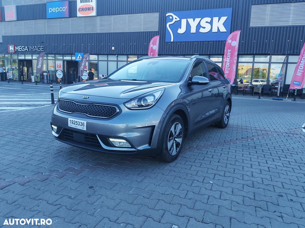 Kia Niro 1.6 GDI 2WD Aut. Spirit - 2