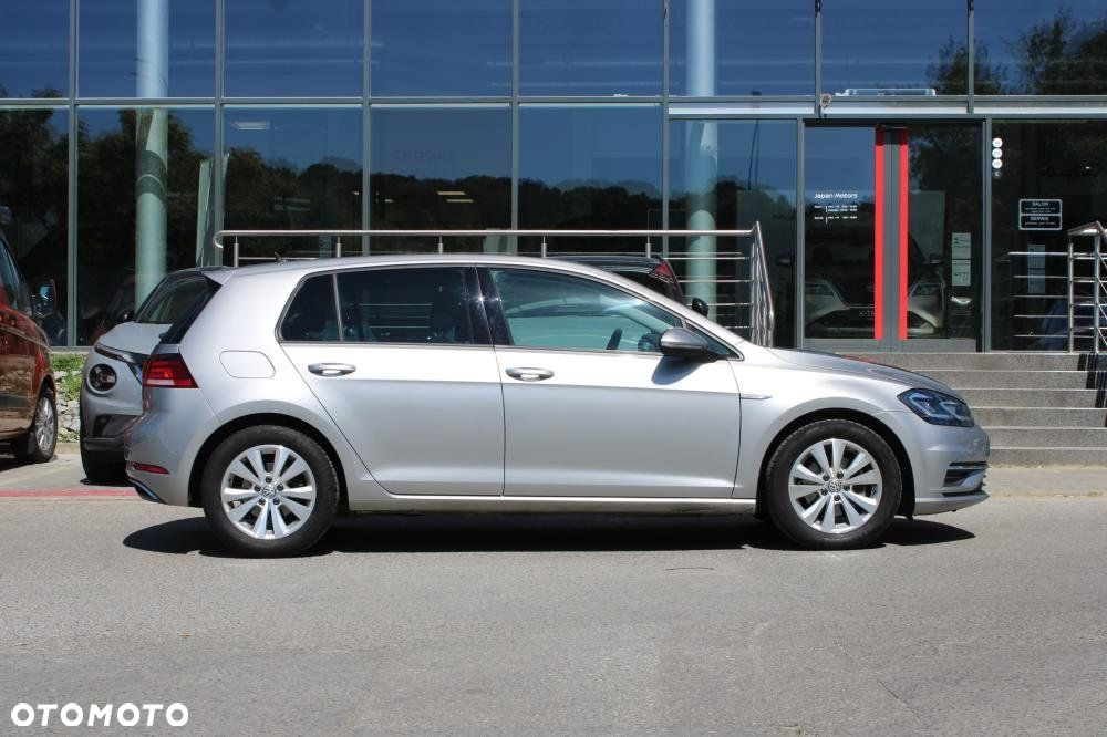 Volkswagen Golf - 4