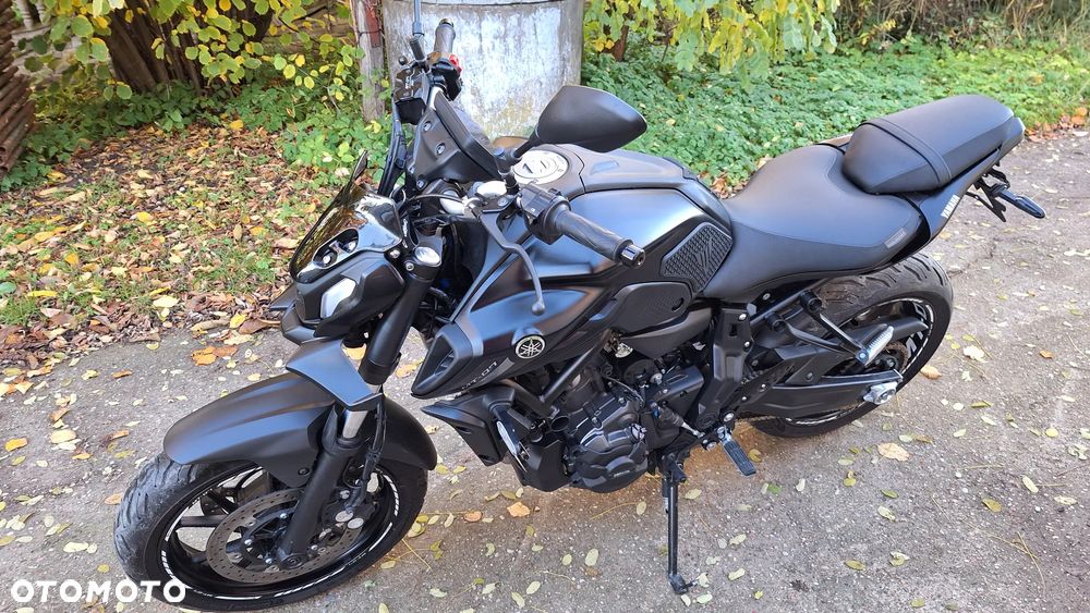 Yamaha MT - 40