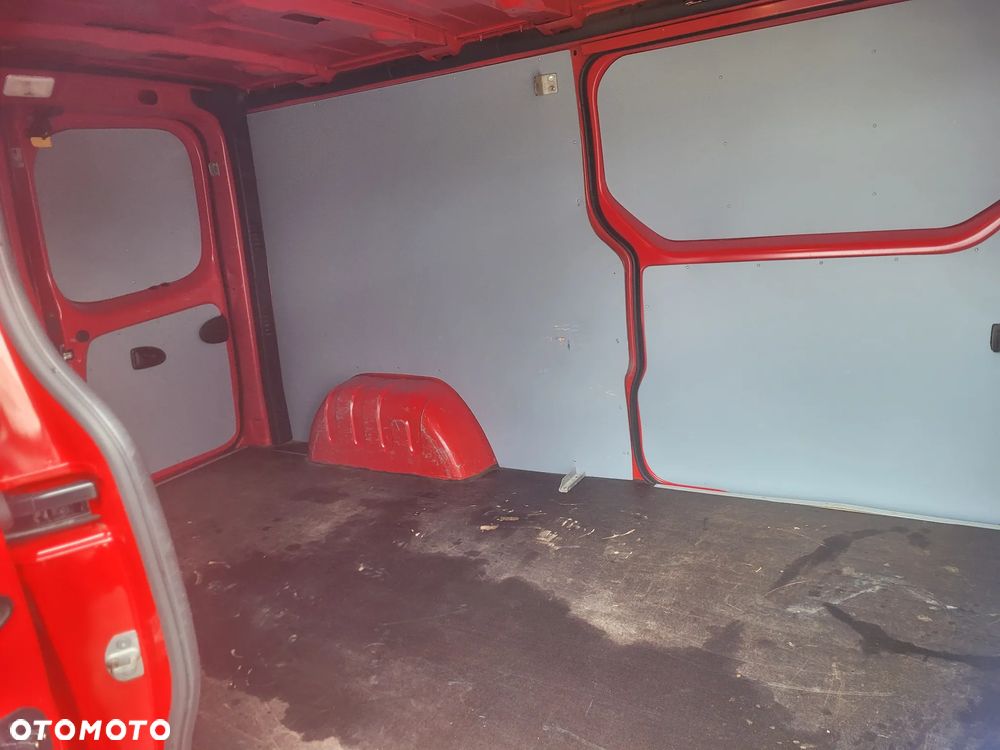 Renault Trafic - 15