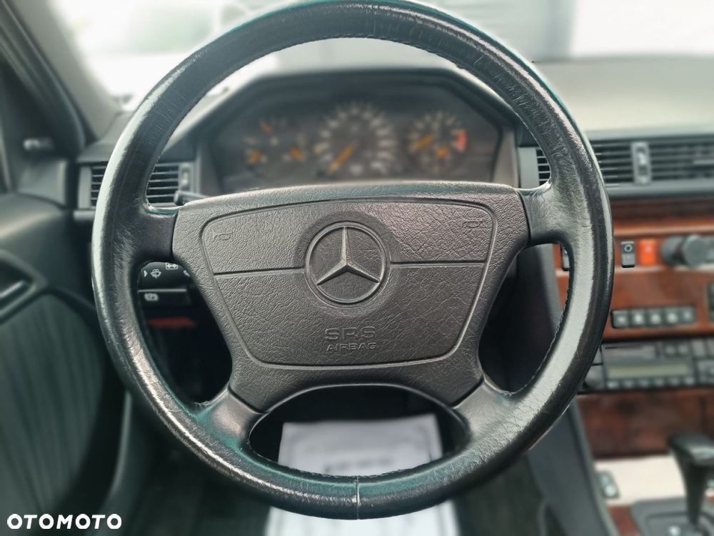 Mercedes-Benz W124 (1984-1993) - 8
