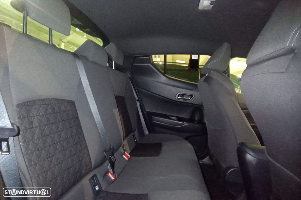 Toyota C-HR 1.8 Hybrid Square Collection - 14