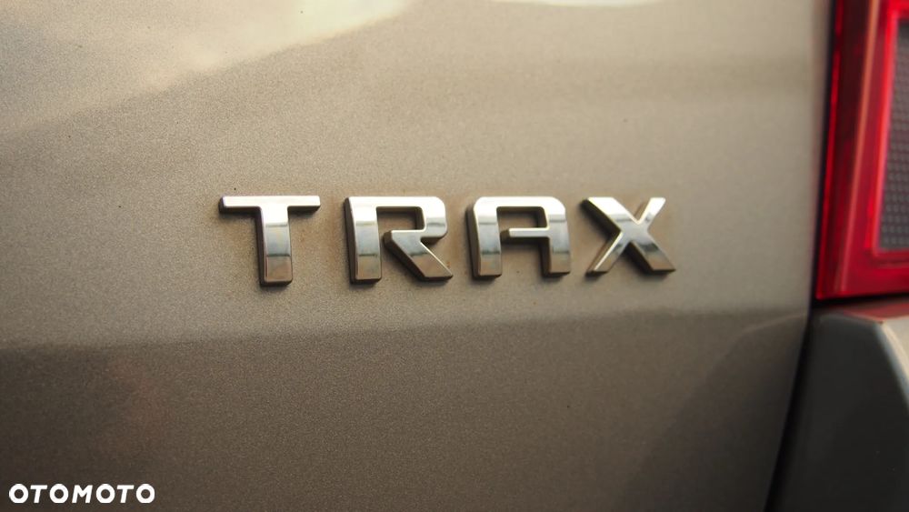 Chevrolet Trax 1.6 LS - 34