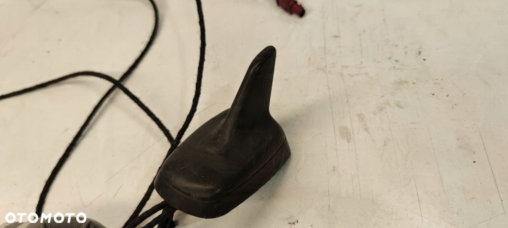 ANTENA LOTKA REKIN AUDI A6 C6 LIFT 4F5035503P MAT - 2