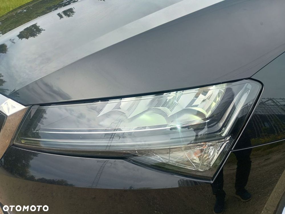 Skoda Superb 2.0 TDI SCR Ambition - 24