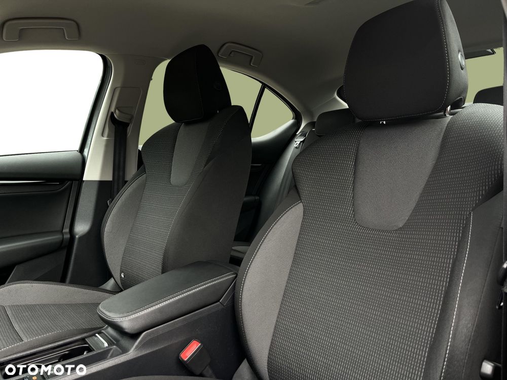 Skoda Octavia 2.0 TDI Ambition - 10