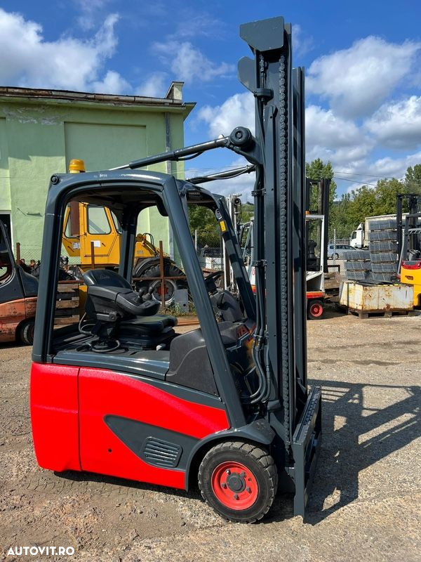 Linde E15-02 - 9