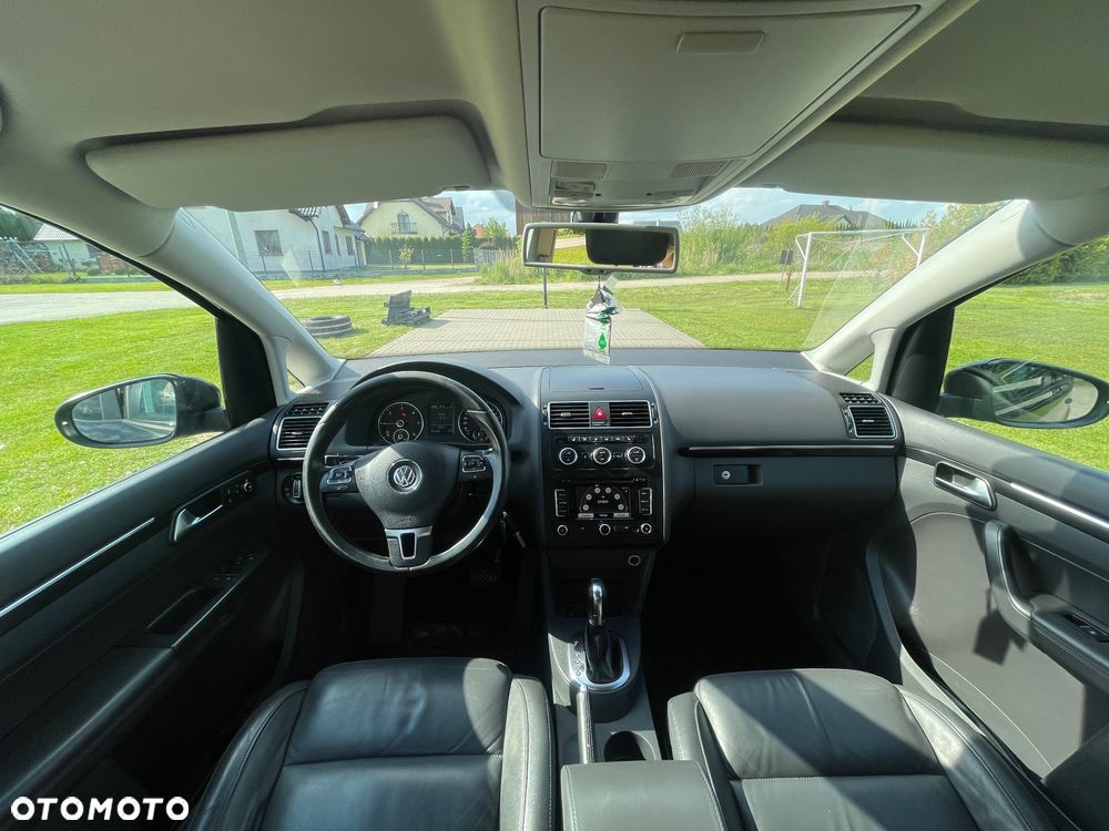 Volkswagen Touran 2.0 TDI DPF DSG Highline - 18