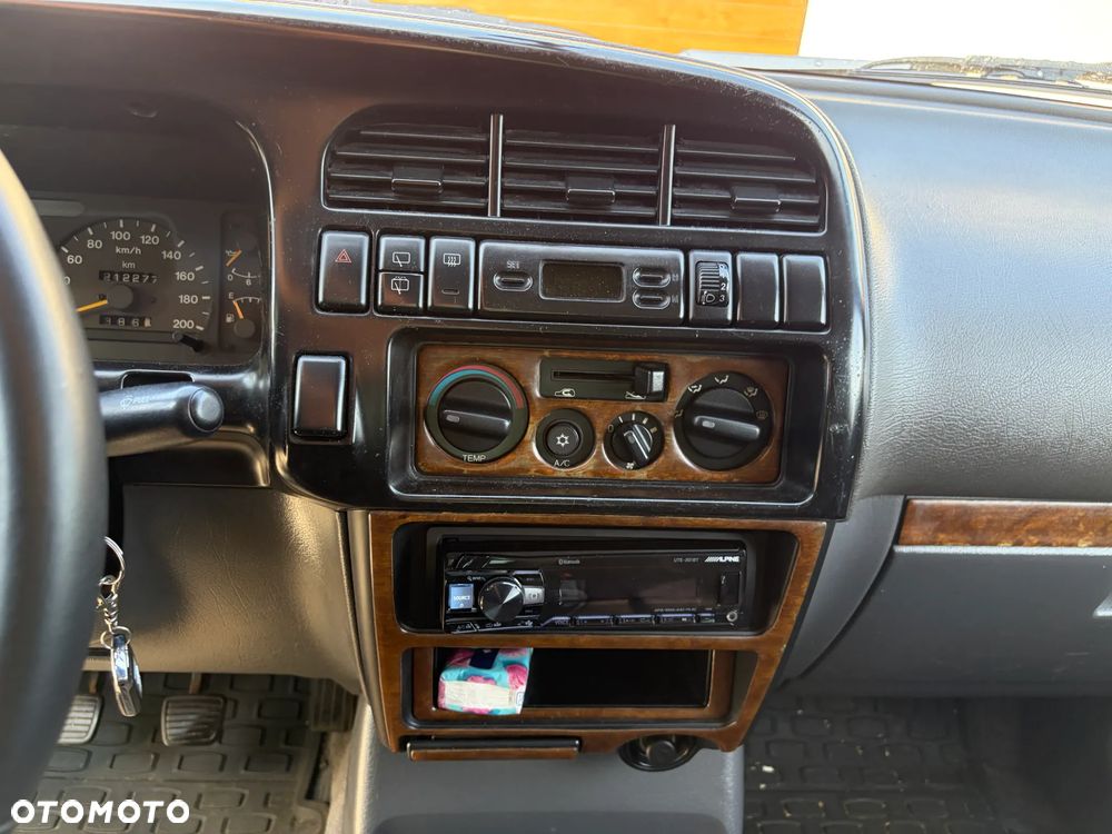 Opel Monterey 3.2 RS - 10