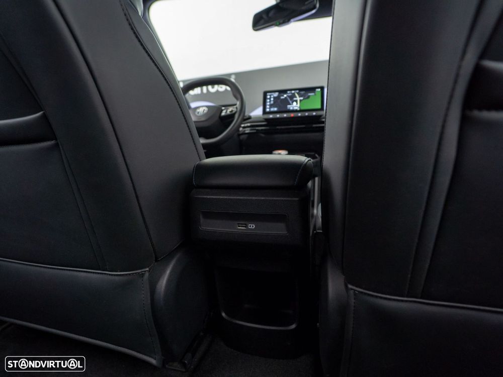 MG MG4 77 kWh Extended Range Luxury - 41