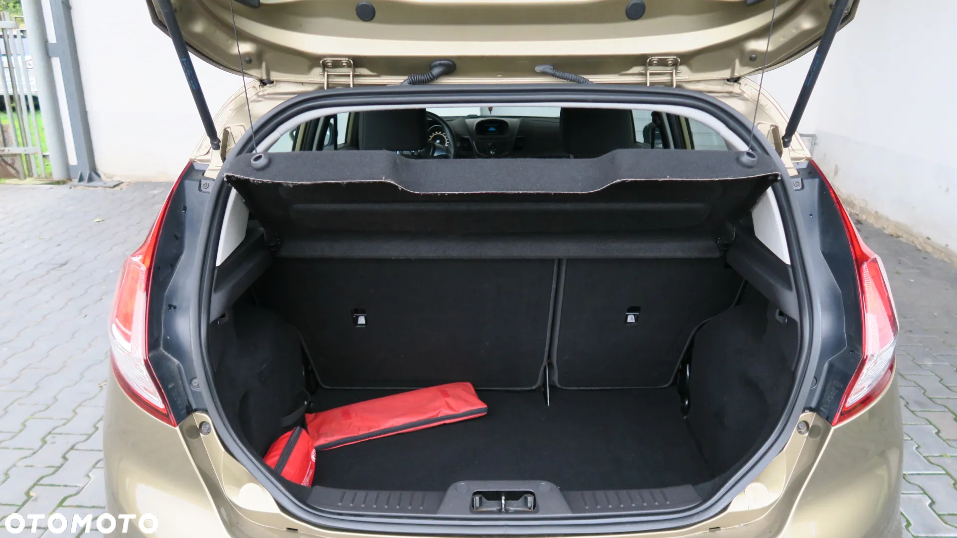 Ford Fiesta - 11