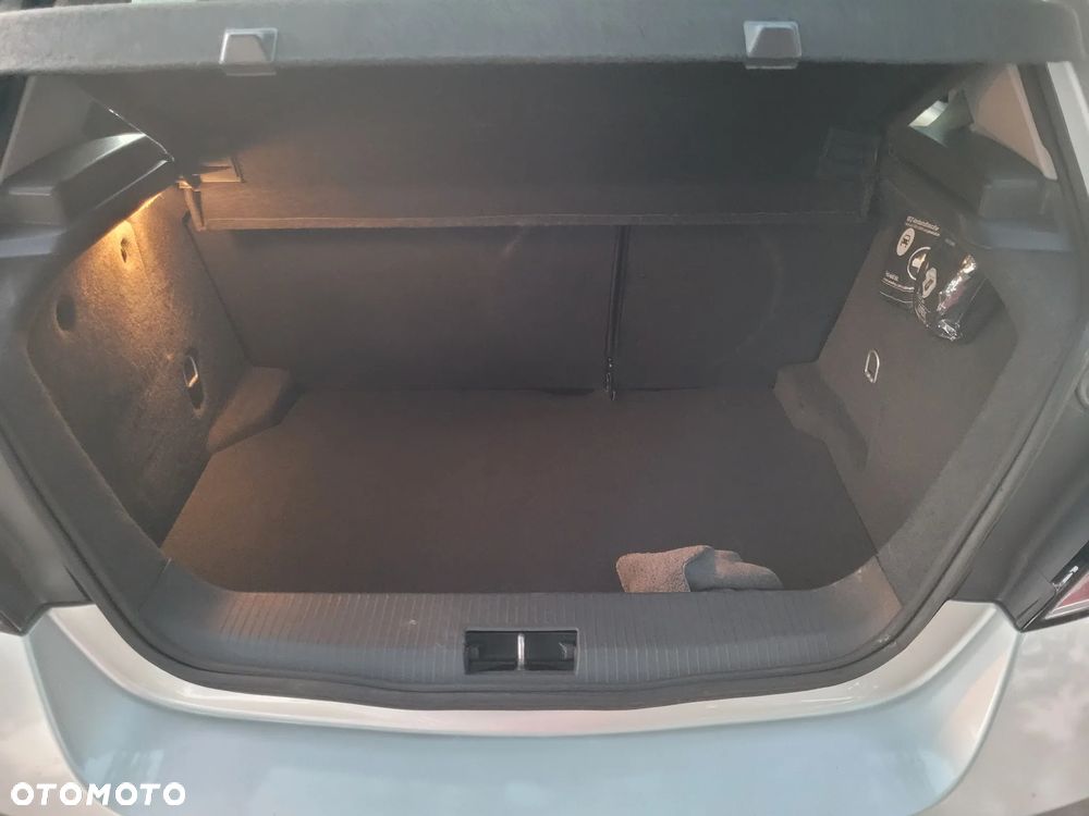 Opel Astra 1.6 Innovation - 39