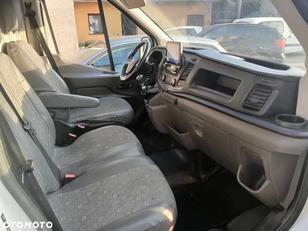 Ford Transit - 18