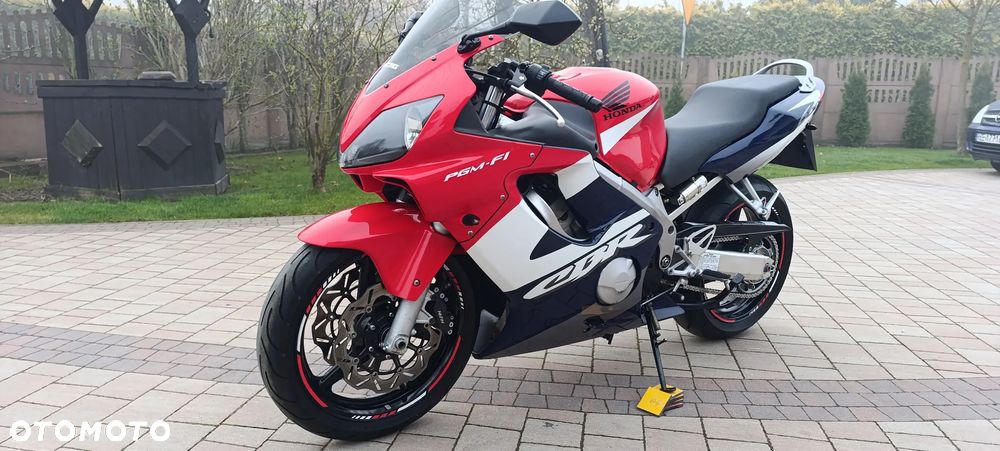 Honda CBR - 4