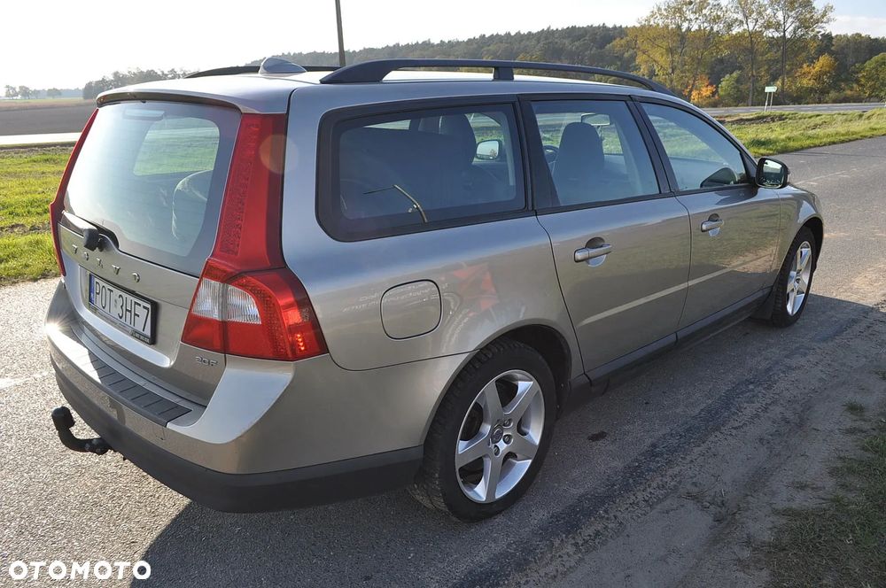 Volvo V70 2.0 Summum - 4