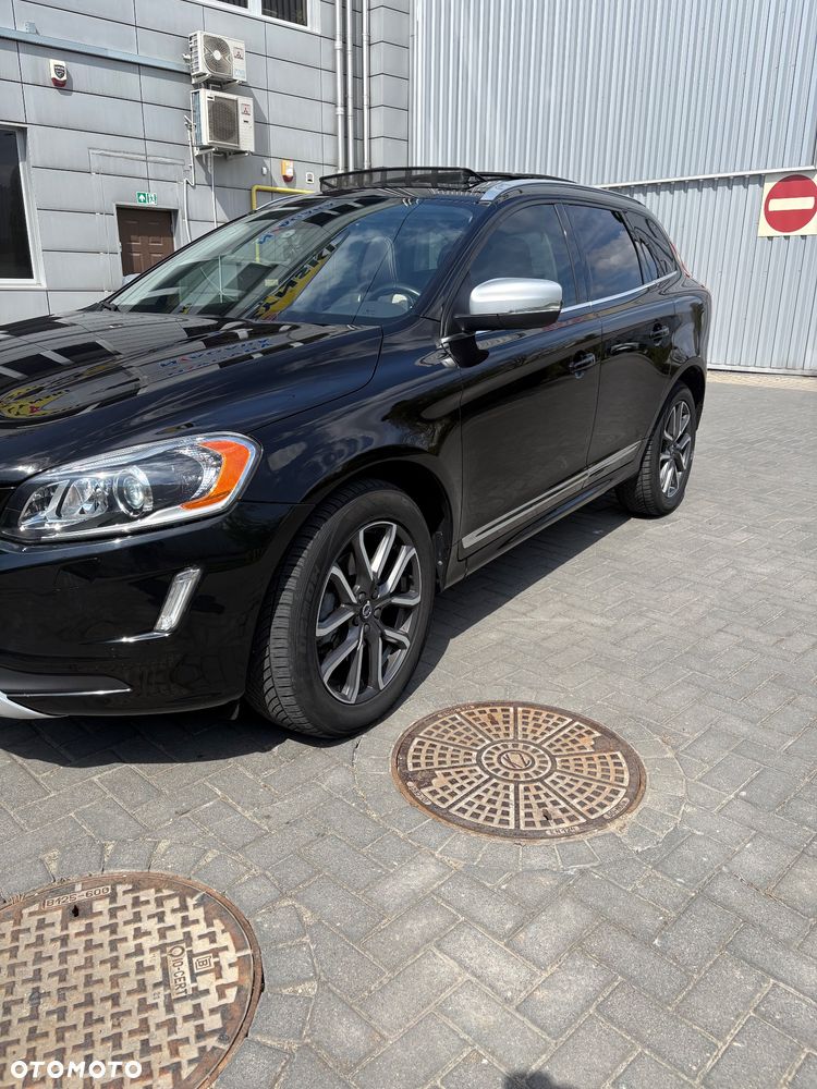 Volvo XC 60 T6 AWD Geartronic Momentum - 2