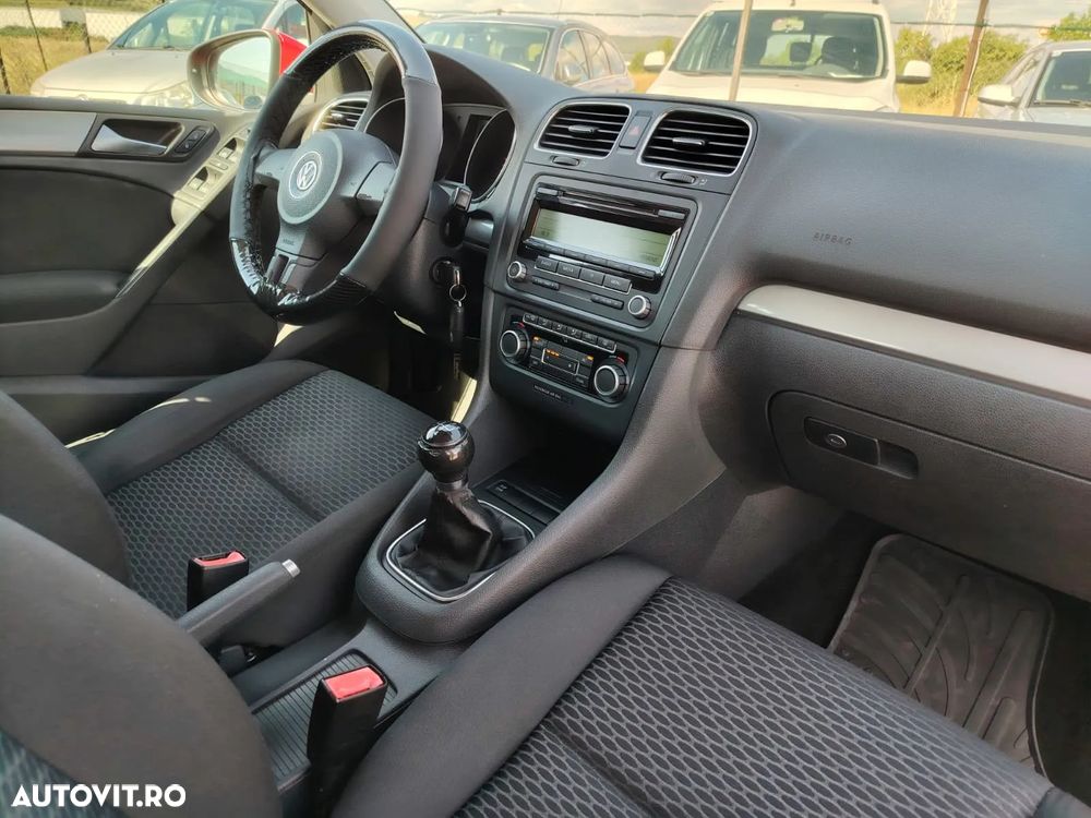 Volkswagen Golf 2.0 TDI Comfortline - 6