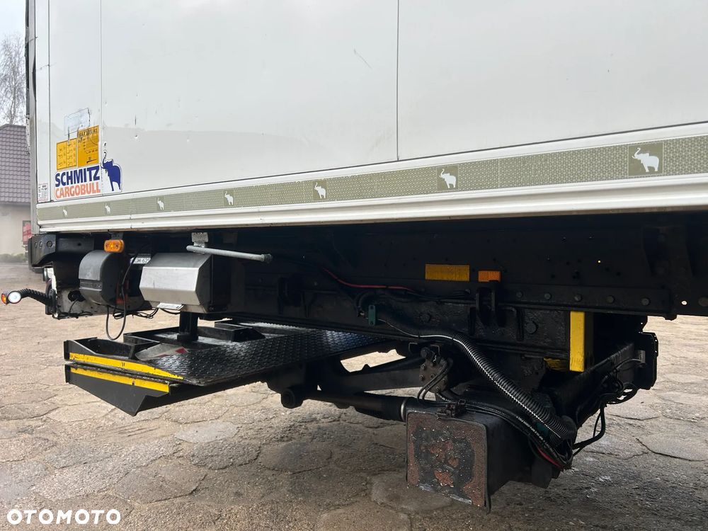 Schmitz Cargobull CARRIER VECTOR 1550 / WINDA z UDT / GRUBA ŚCIANA 7 CM / 4 ZAMKNIĘCIA / OŚ PODNOSZONA / BARDZO ŁADNE OPONY / AGREGAT TYLKO 2952 MOTOGODZIN !! - 29